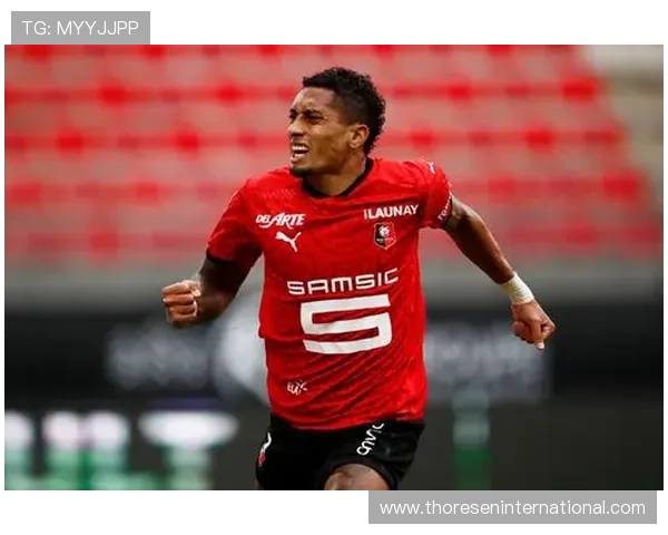 拉菲尼亚术后恢复进展顺利，预计逐步重返训练