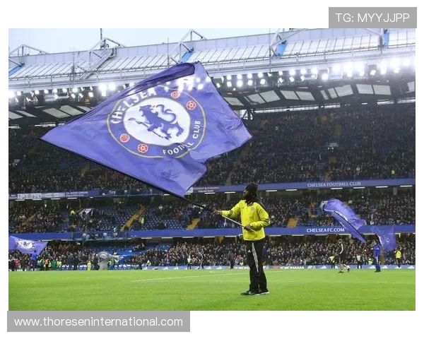 对阵切尔西中场:内维斯的调度表现 对阵切尔西中场:内维斯的调度表现